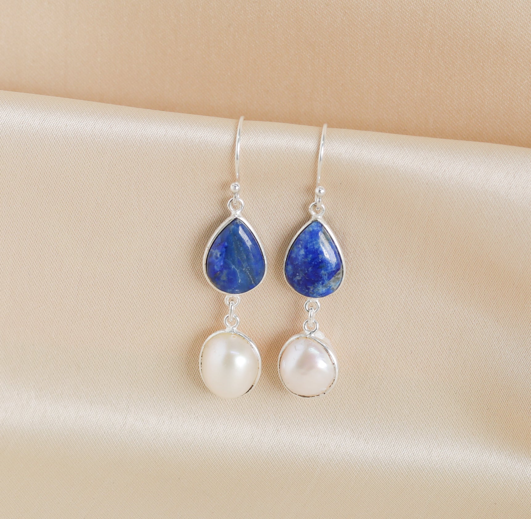 Lapiz Pearl earrings